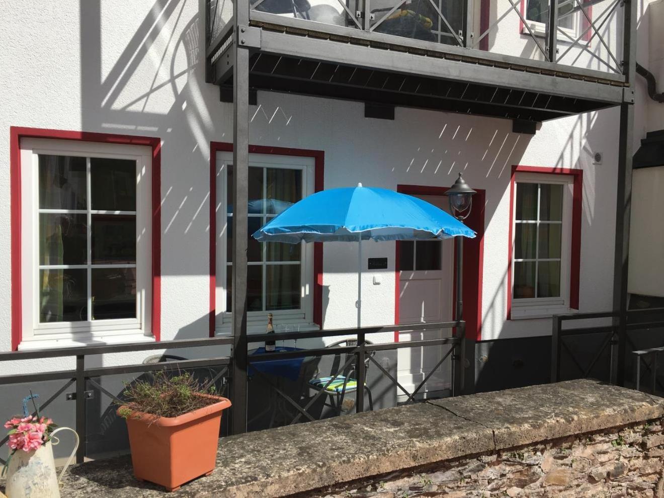 Mosel Ferienhaus Reblaus Zell an der Mosel Exterior photo